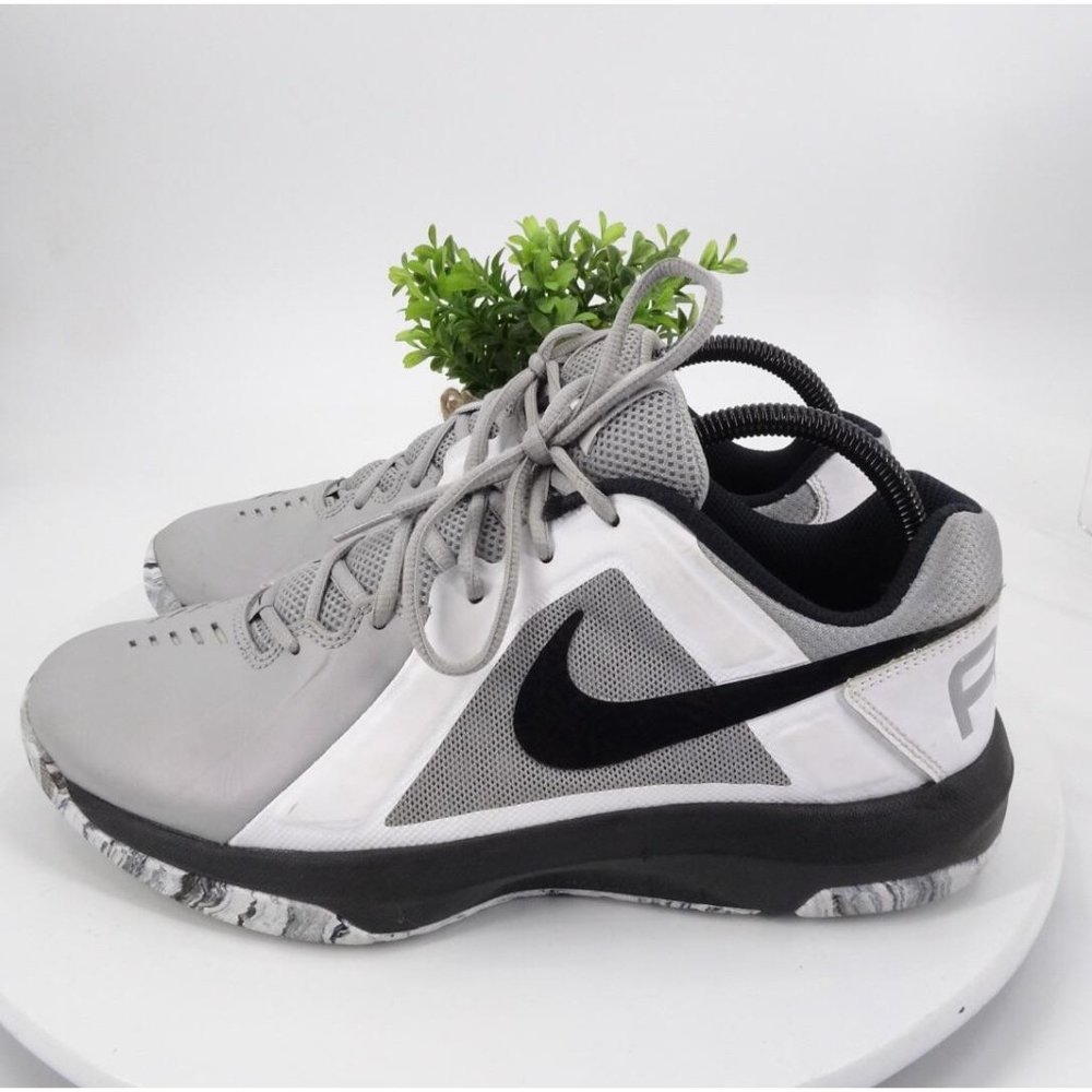 COPY - Nike® Air Mavin Low Mens Basketball Shoes Size 9.5
